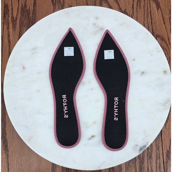 The Bow Point II in Siren | Regular & Wide Flats | Rothy Rothy\'s 
The Point Flat